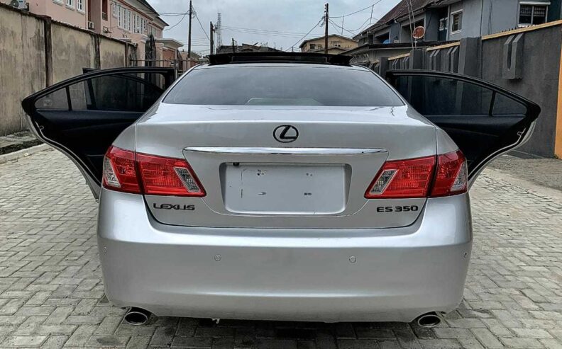 REGISTERED LEXUS ES350 2009