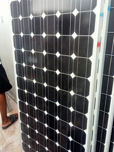 300w solar panels