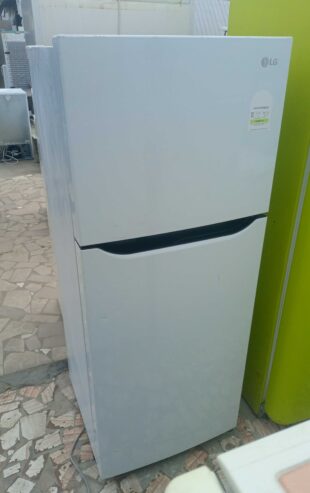 Tokumbo LG inverter double door fridge and freezer