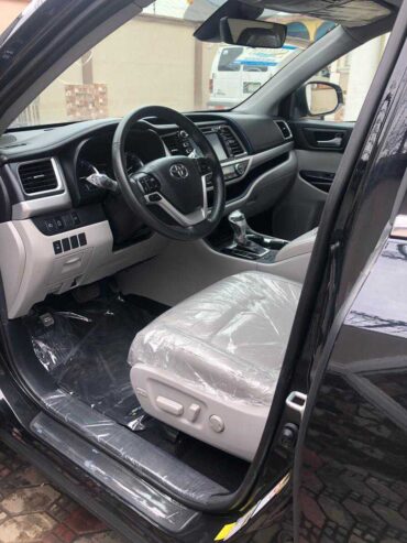 Toyota Highlander XLE 2018 model