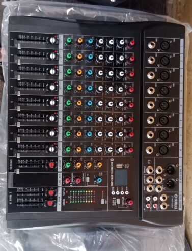 8 channel Yamaha mixer