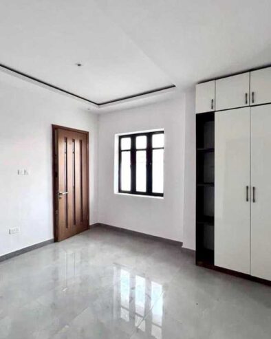 3 bedroom flat