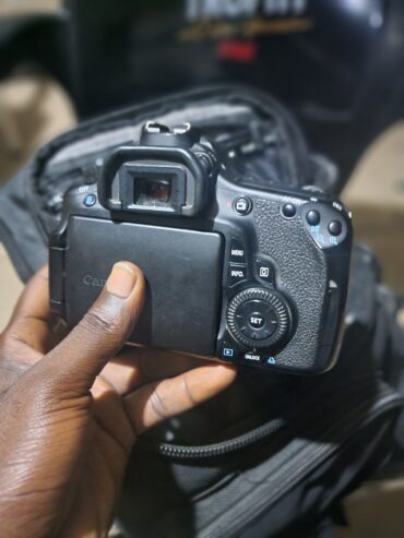 Canon 60d body only