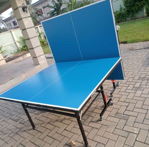 Standard outdoor table tennis board