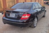 MERCEDES BENZ C300 2010 TOKUNBO