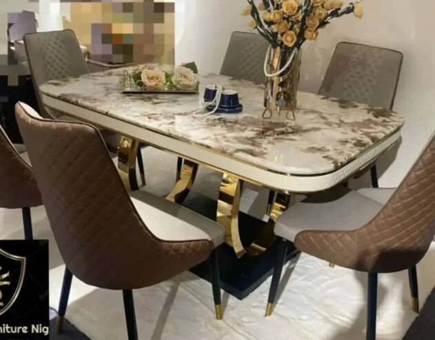 Marble Dining table with 6 Chairs