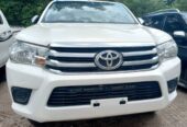 TOYOTA HILUX 2018 TOKUNBO