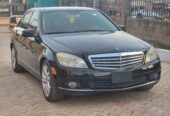 MERCEDES BENZ C300 2010 TOKUNBO