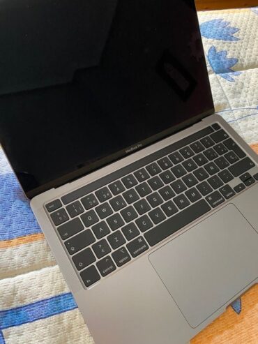 Apple MacBook Air 13 Apple M1