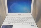 Samsung mini Laptop.. UK 🇬🇧 2gb Ram 250gb stroage Webcam Wi-