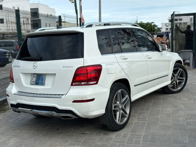 Mercedes Benz GLK350