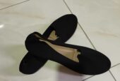 Female flat shoes