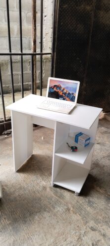 Reading Table made with high density fiberboard