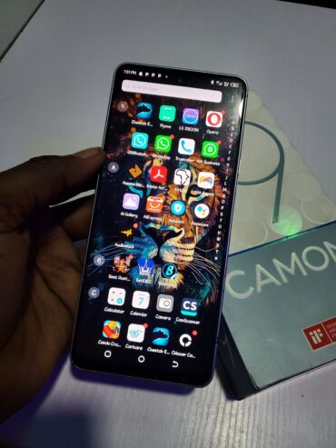 Tecno Camon 19