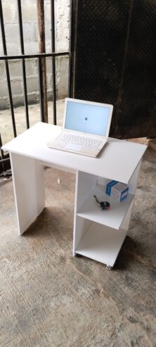 Reading Table made with high density fiberboard