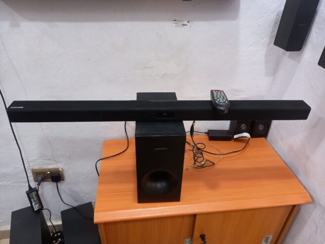 SAMSUNG SOUNDBAR J355