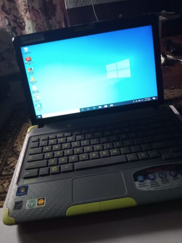 Toshiba laptop very good in condition