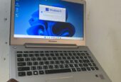 Lenovo ideapad u330p