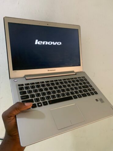 Lenovo ideapad u330p