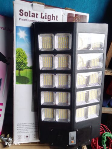 1000 watts solar street lights