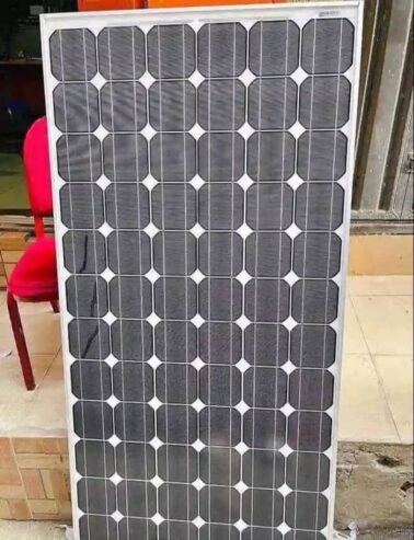 200 watts solar panels