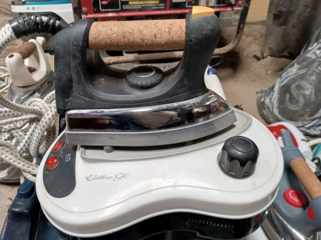 Electric industrial steam iron