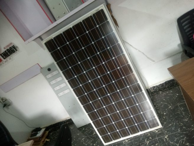 Canadian solar panel 300watt 12v 72cells