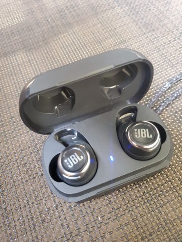 JBL reflect flow pro