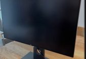 Dell ultrasharp 25inch frameless monitor 2k resolution IPS